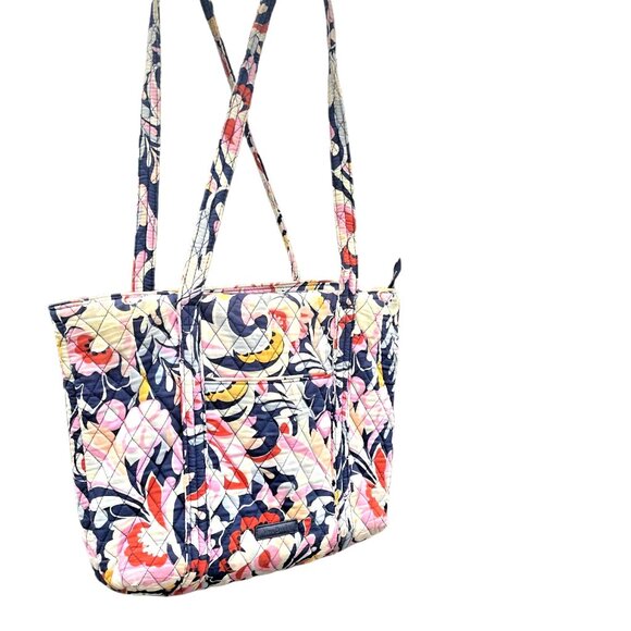 Vera Bradley Vera Tote Mod Paisley Quilted Bag Large - Picture 1 of 7
